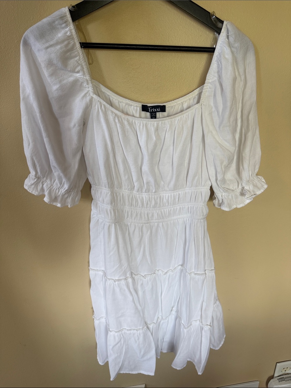 Trixxi White Tiered Square-Neck Puff Sleeve Mini Dress